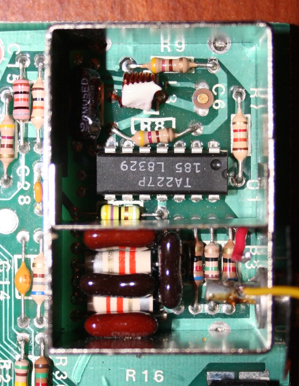 Closeup of video-in wire (TS 1500).JPG